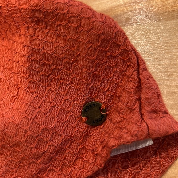 Roxy rust color deep V cropped top - Picture 8 of 13